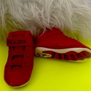 4c baby Jordan red shoes. Too small didn’t get to wear them